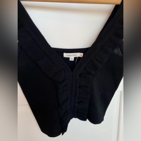 Ruffled crop top black - Picture 5 of 5